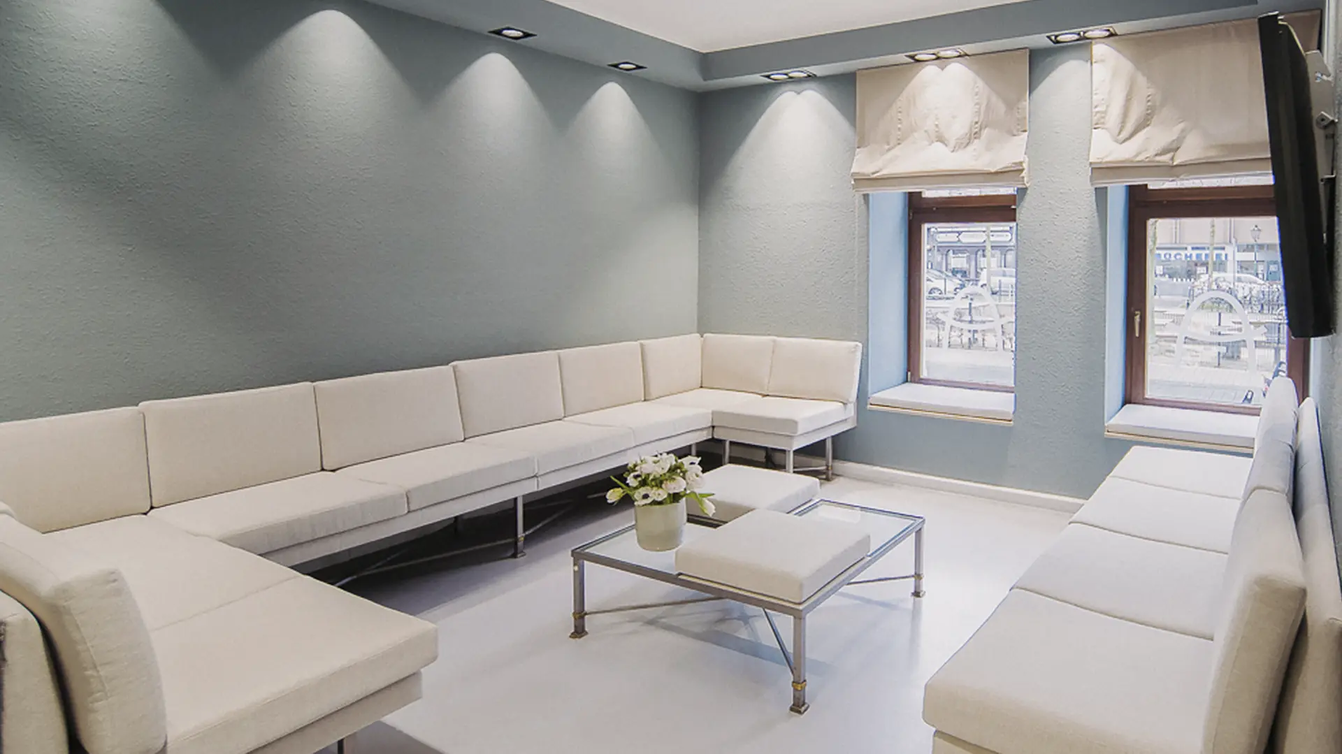 Das blaue Wartezimmer